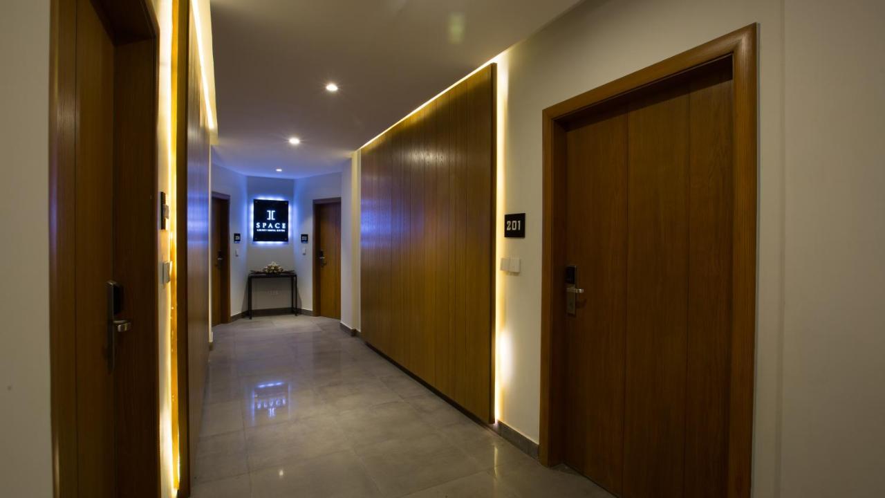 Space Luxury Rental Suites Равалпинди Экстерьер фото