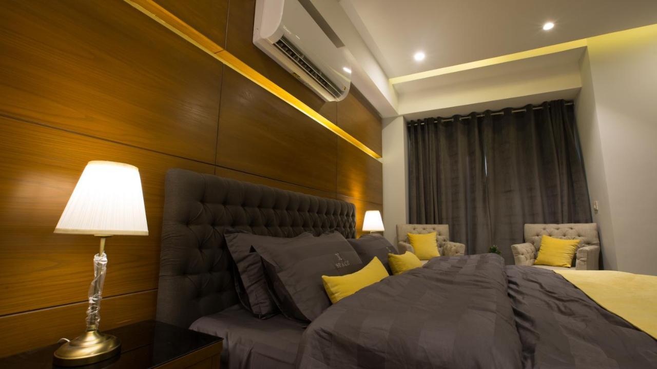Space Luxury Rental Suites Равалпинди Экстерьер фото